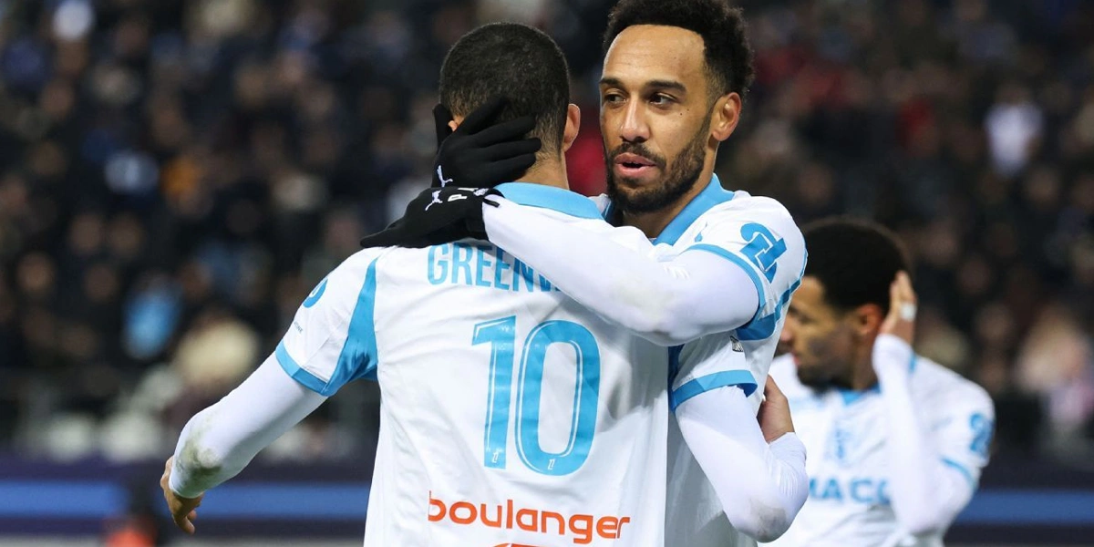 Greenwood-dan-Aubameyang-Menentukan-Laga